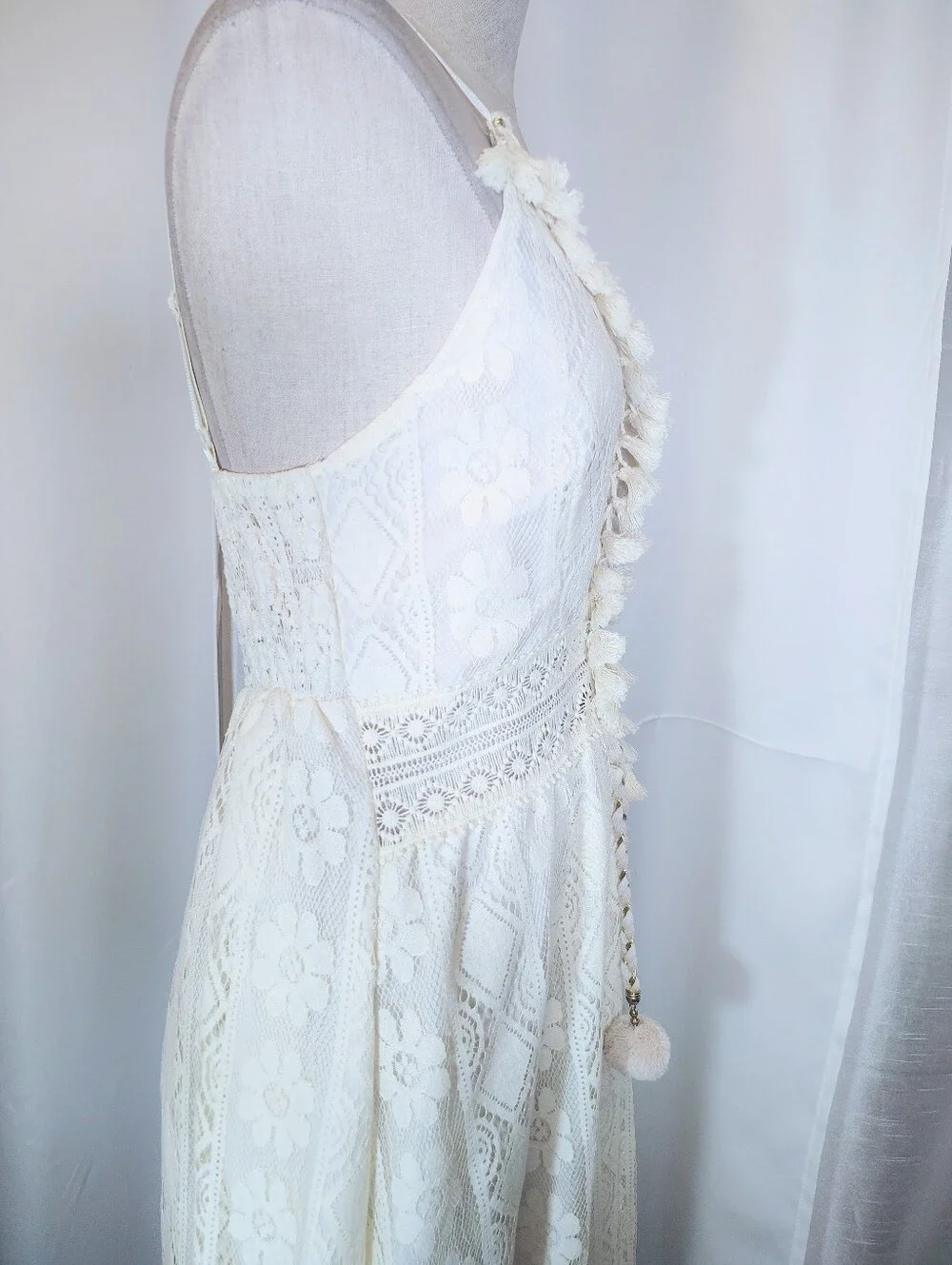 Abercrombie & Fitch Sheath Dress, Ivory/Gold Lace, Sleeveless, High/Low Hem, M